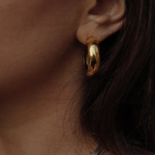 Load image into Gallery viewer, Maah Gold Hoop Earrings