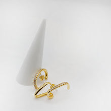 Load image into Gallery viewer, Amour Earrings